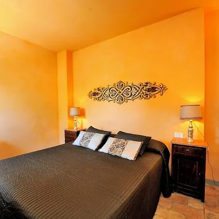 Holiday home San Liberio Sleeps 26 Pool Air Con Wifi Montemaggiore al Metauro