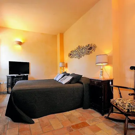 San Liberio Sleeps 26 Pool Air Con Wifi Holiday home *
