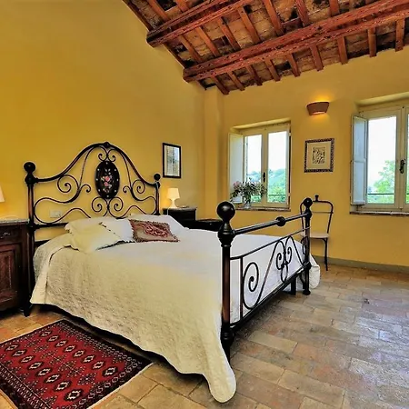 San Liberio Sleeps 26 Pool Air Con Wifi Holiday home Montemaggiore al Metauro