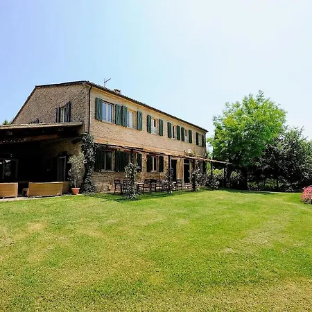 San Liberio Sleeps 26 Pool Air Con Wifi Holiday home
