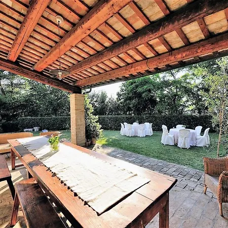 San Liberio Sleeps 26 Pool Air Con Wifi Montemaggiore al Metauro