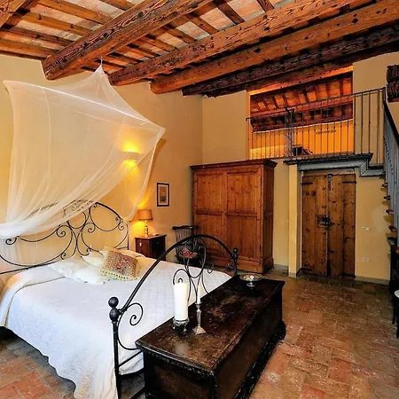 San Liberio Sleeps 26 Pool Air Con Wifi Holiday home Montemaggiore al Metauro