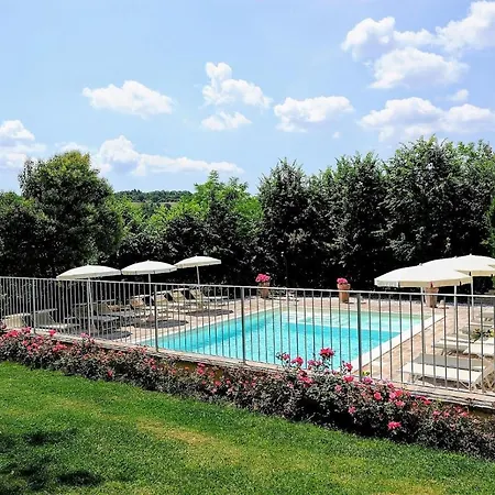 San Liberio Sleeps 26 Pool Air Con Wifi Montemaggiore al Metauro