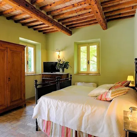 Holiday home San Liberio Sleeps 26 Pool Air Con Wifi *