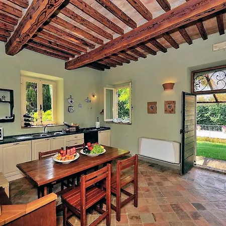 Holiday home San Liberio Sleeps 26 Pool Air Con Wifi *
