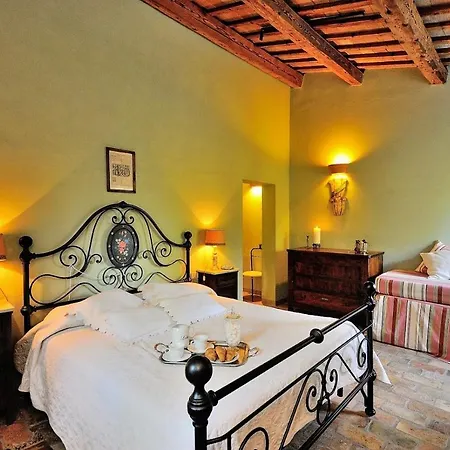 San Liberio Sleeps 26 Pool Air Con Wifi Holiday home *